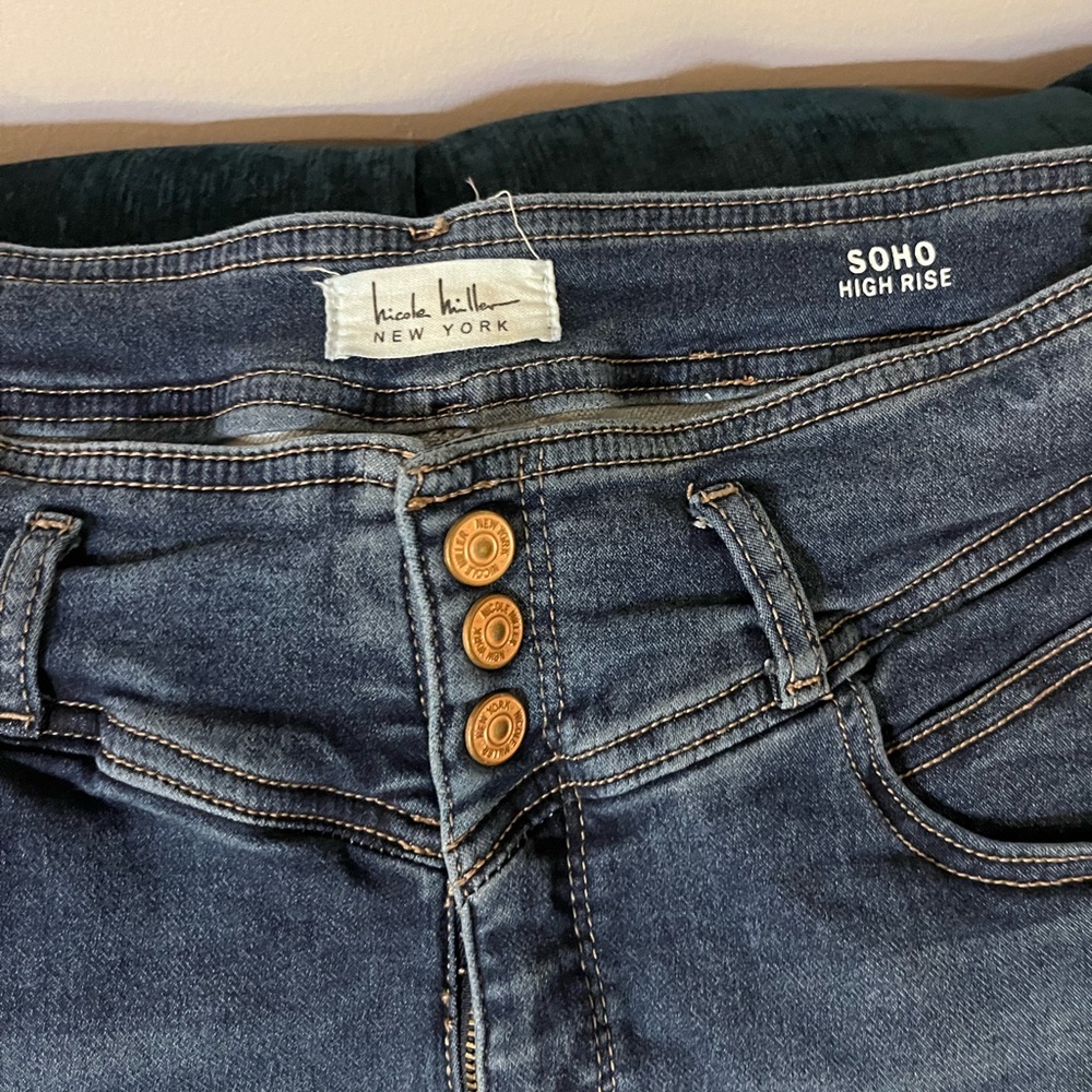 Nicole Miller Distressed Blue Jean Shorts - Picture 2 of 7